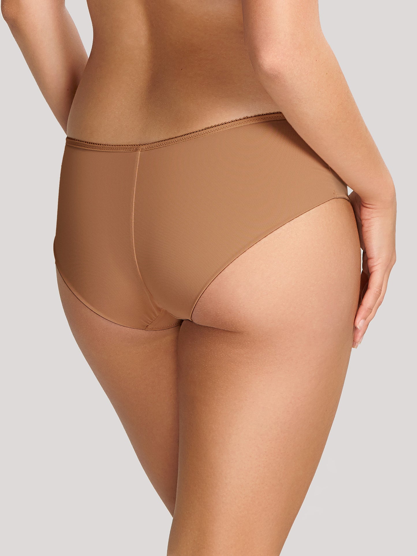 Cari - Brief