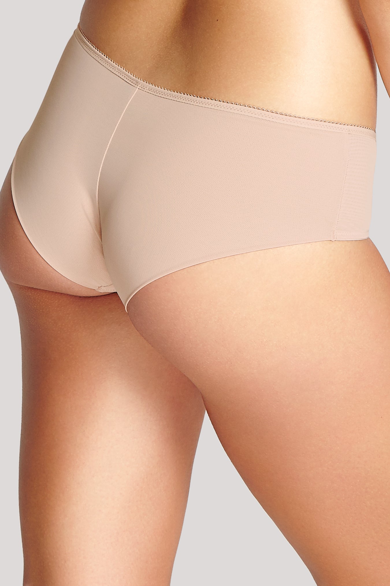 Cari - Brief