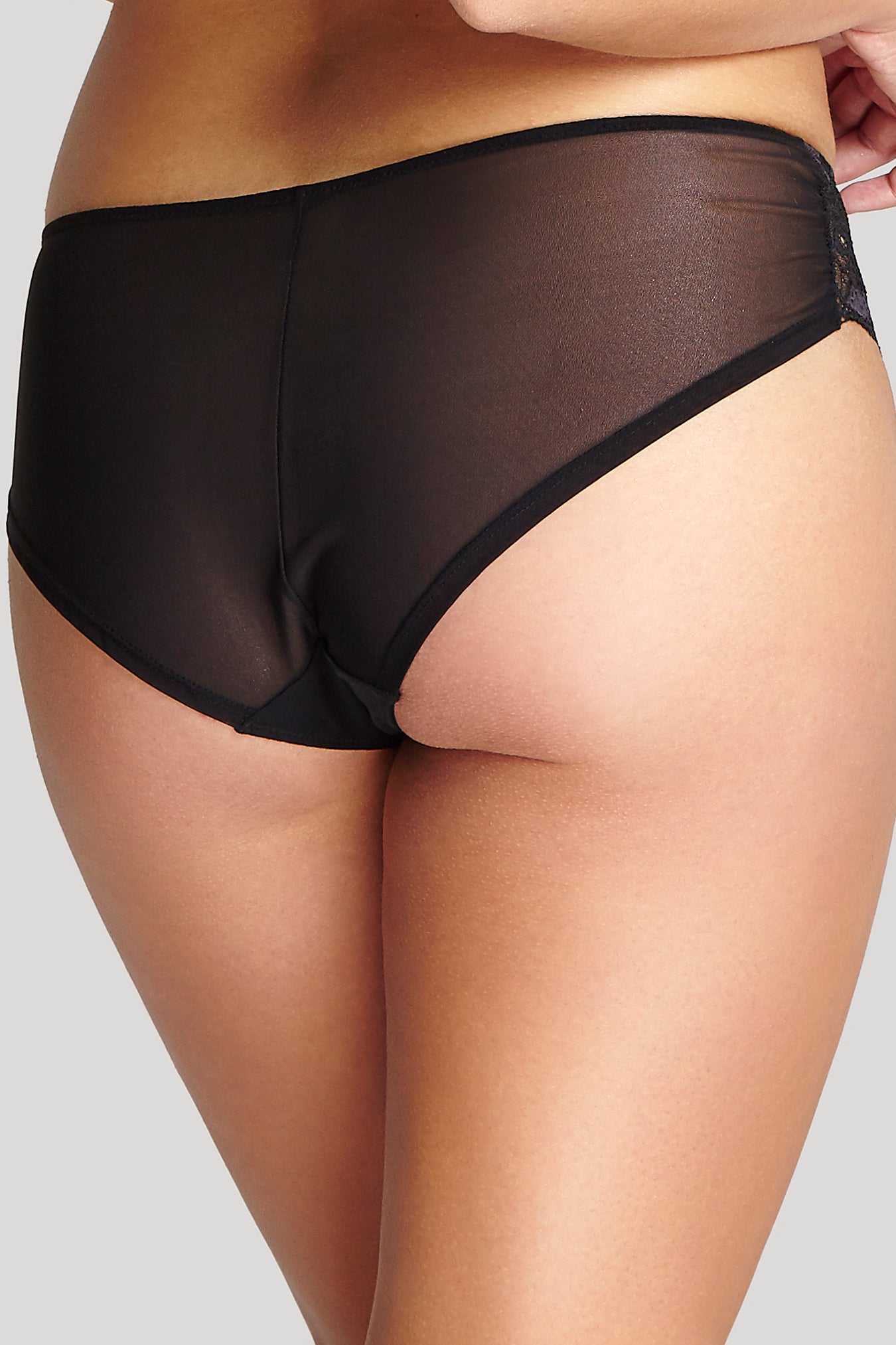 Clara - Brief