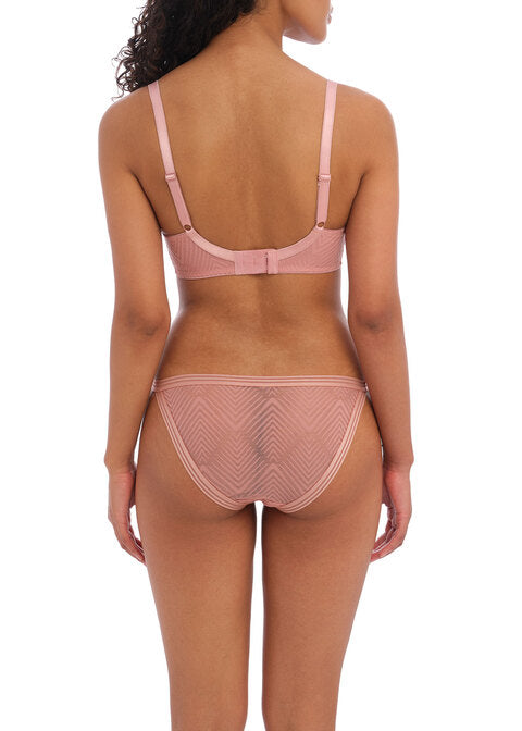 Tailored - UW High Apex Plunge Bra